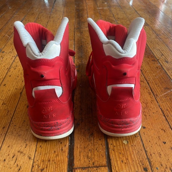Nike Air Command Force University Red 684715-600 Size 8.5 - Picture 6 of 11